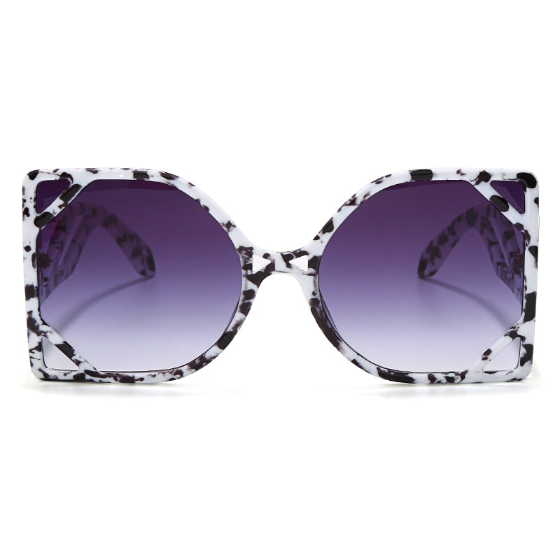 A fashionable choice for any outdoor event, these mirrored sunglasses have a unique oversized-shaped frame.